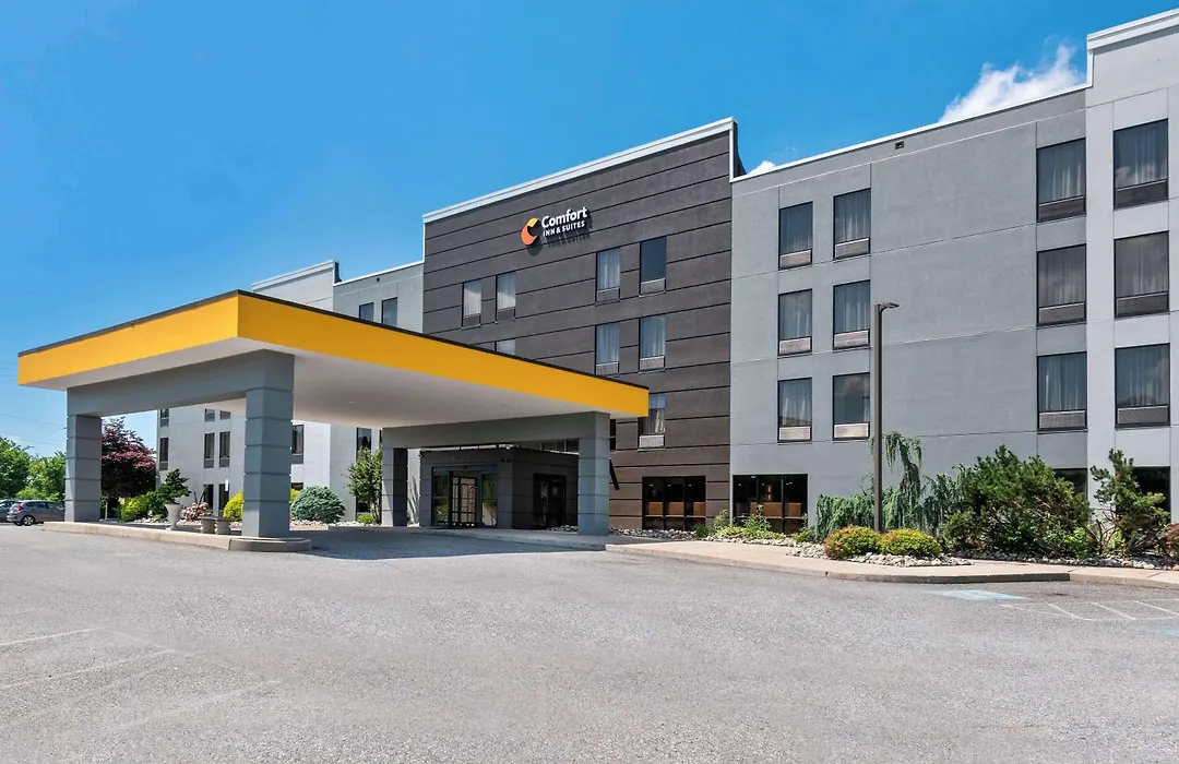 Comfort Inn & Suites York North-1