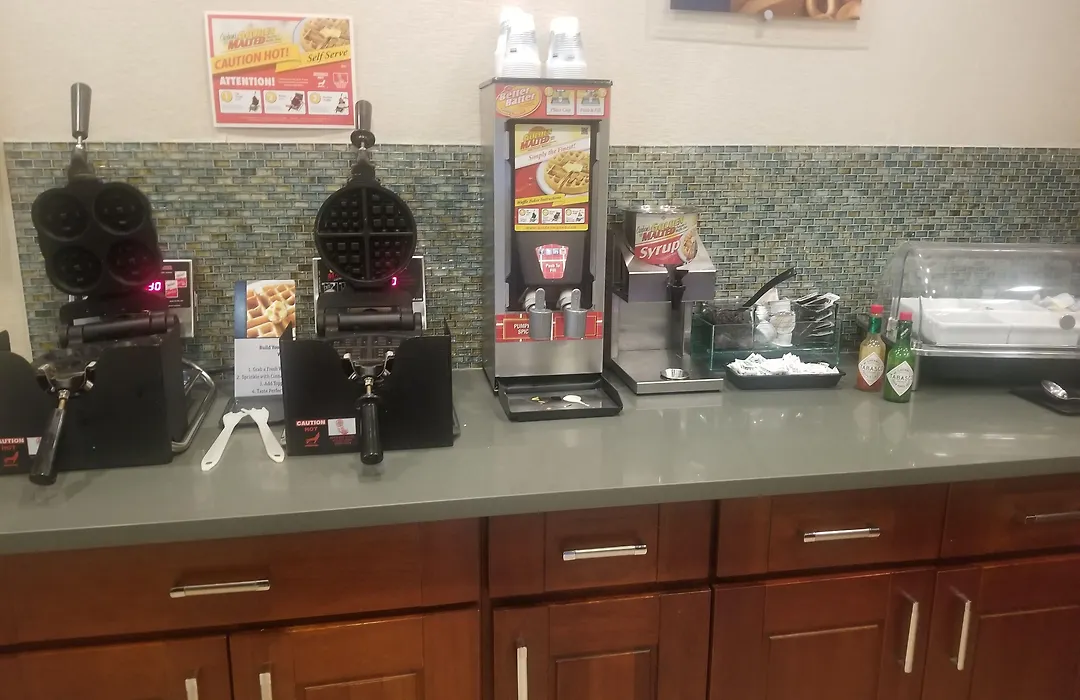 Best Western Long Beach Inn-1