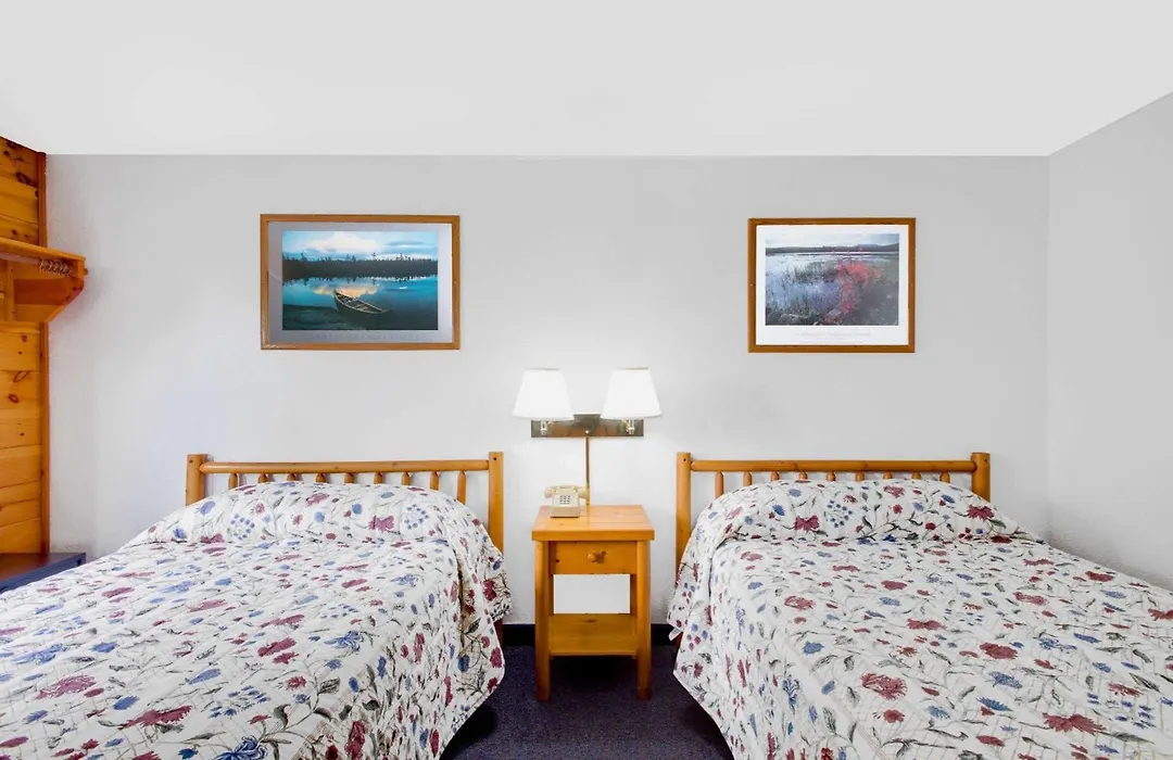 Super 8 By Wyndham Lake George/Warrensburg Area-1