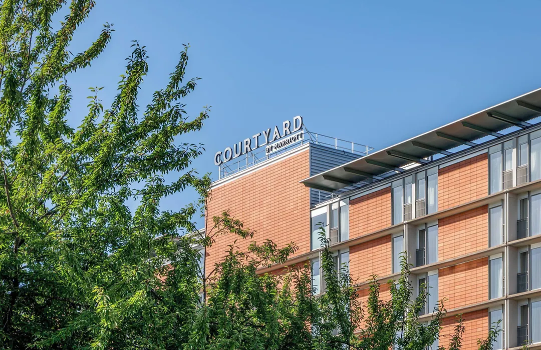 Courtyard By Marriott Linz-1