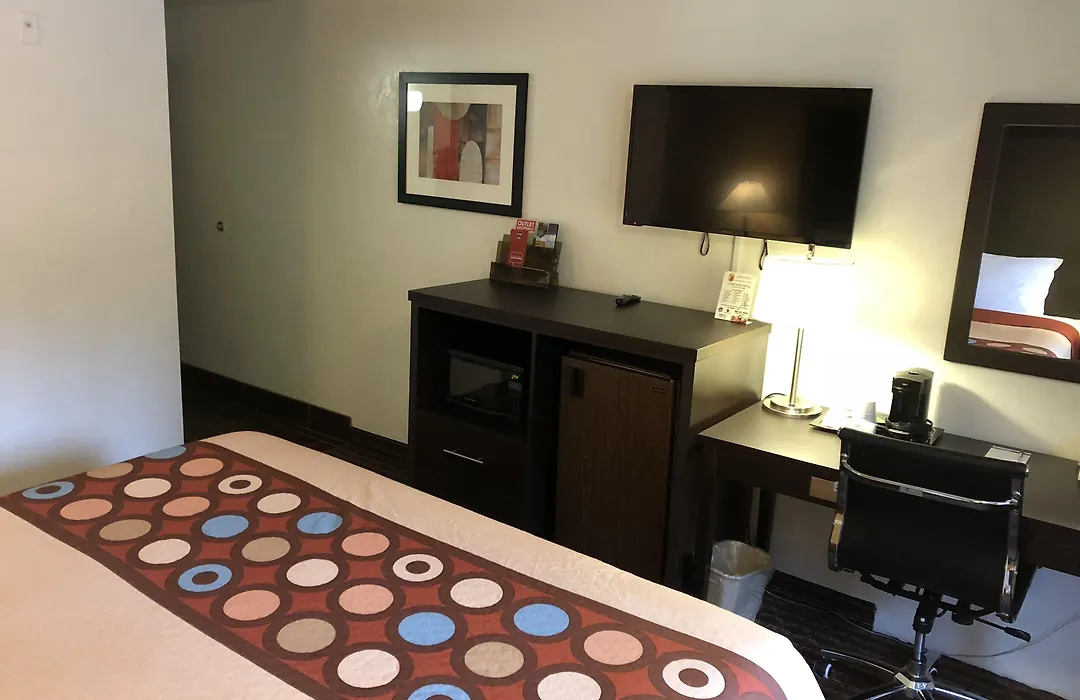 Super 8 By Wyndham Lacey Olympia Area-1