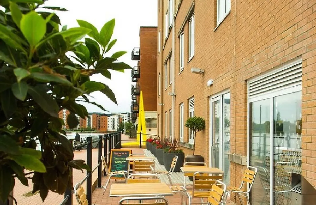 Holiday Inn Express Cardiff Bay By Ihg-1
