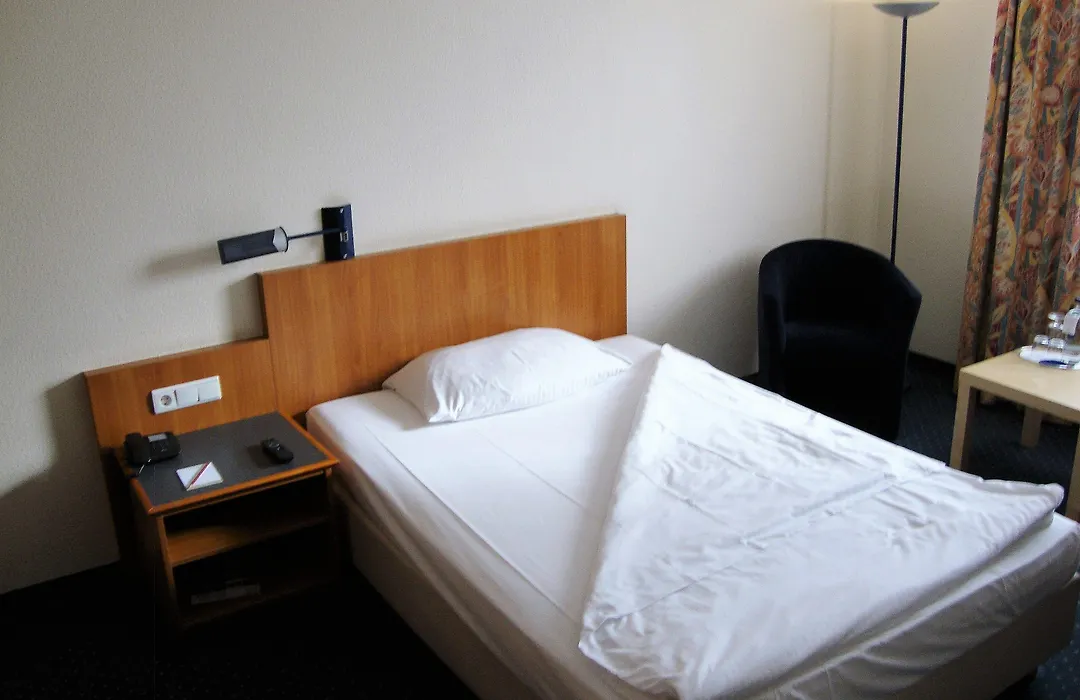 PLAZA Hotel Hanau-1
