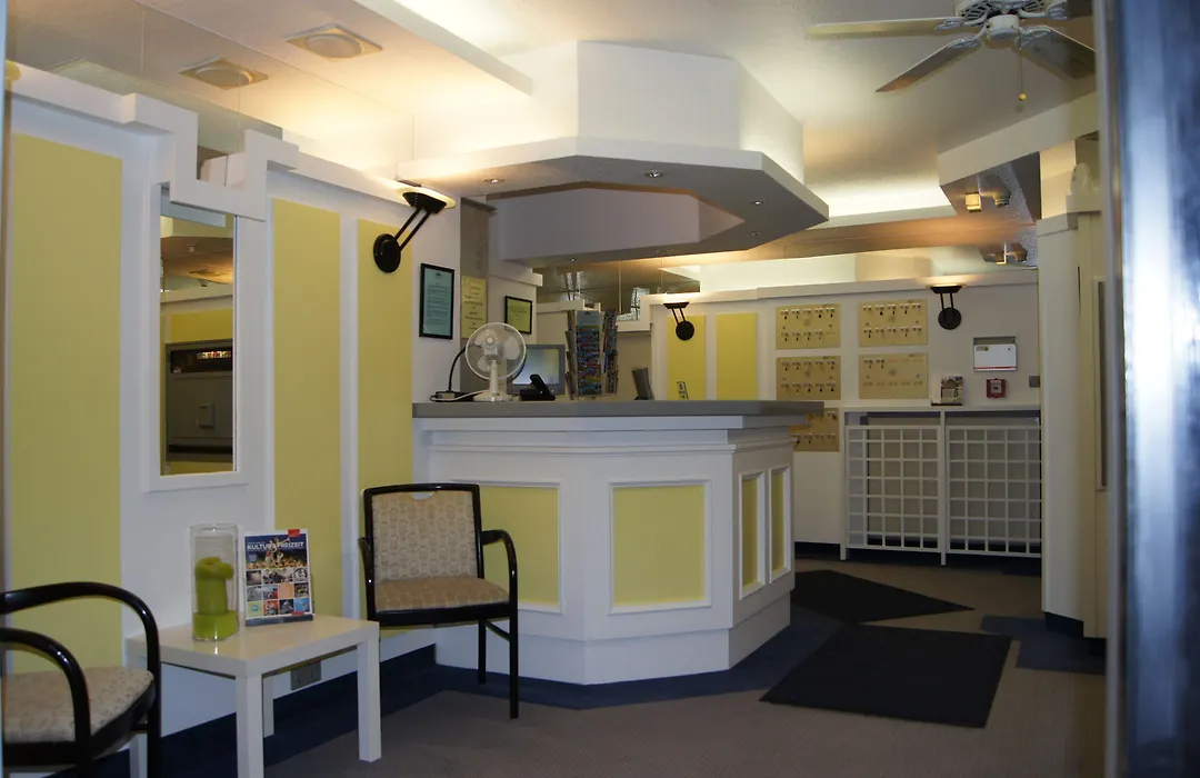 Avenue Hotel-1