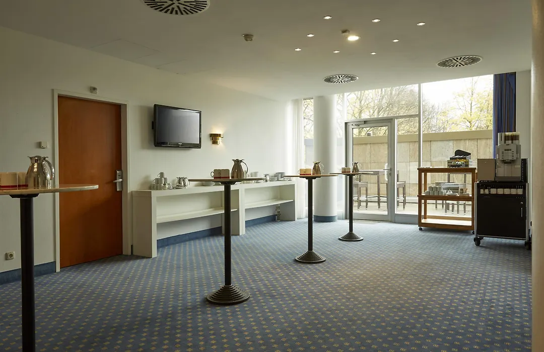 H4 Hotel Kassel-1