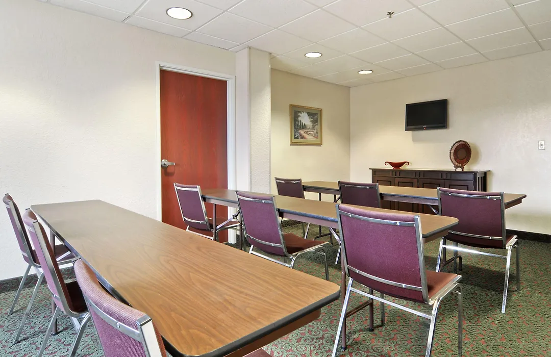 Microtel Inn & Suites Marianna-1
