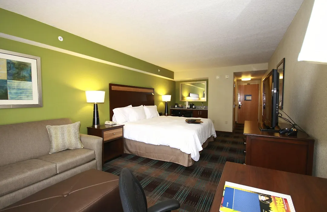 Hampton Inn & Suites Fort Myers Beach/Sanibel Gateway-1