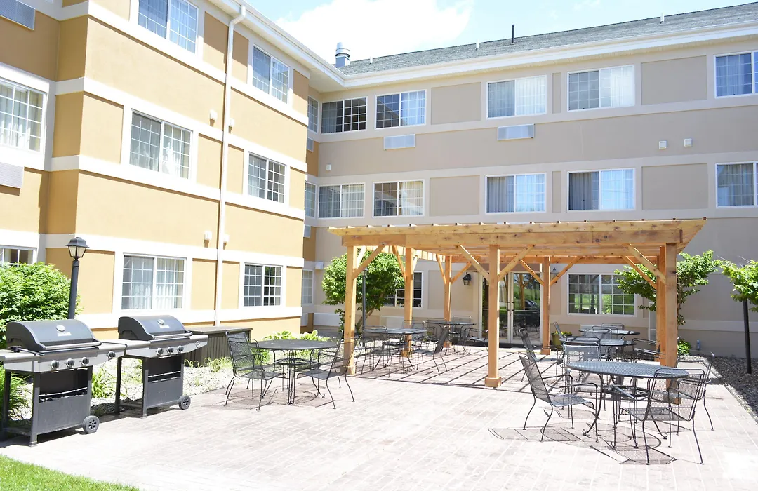 Mainstay Suites Dubuque At Hwy 20-1