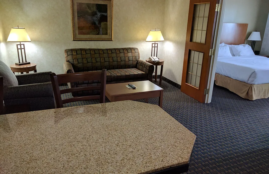 Wingate By Wyndham Lethbridge-1