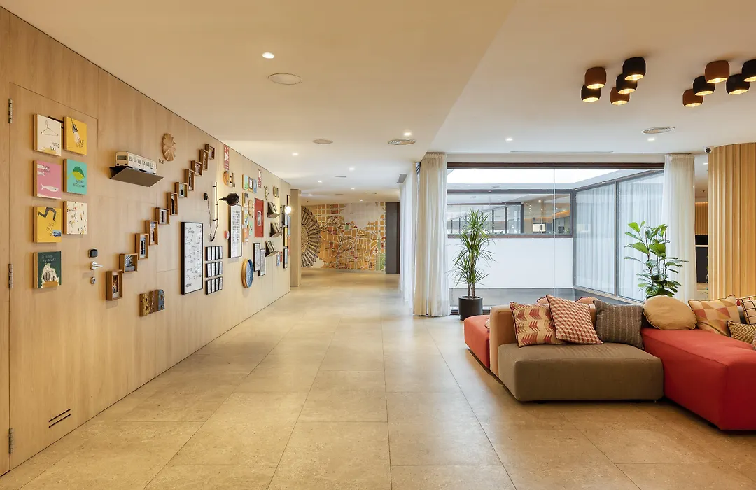Citadines Ramblas Barcelona-1