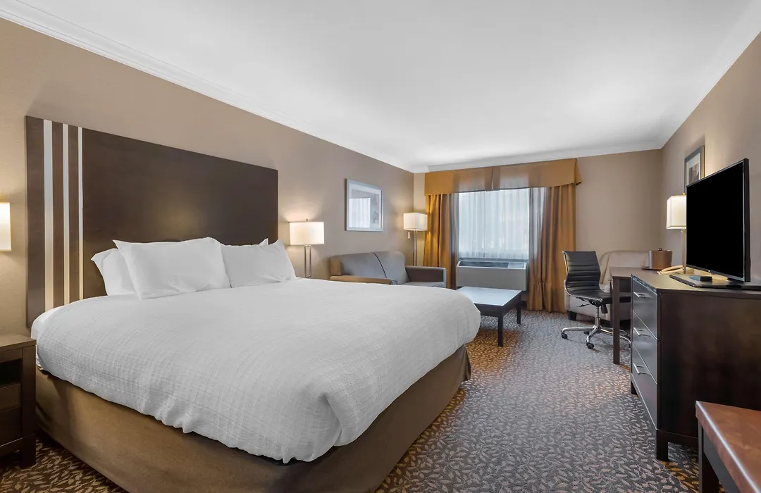 Best Western Plus Fernie Mountain Lodge-1