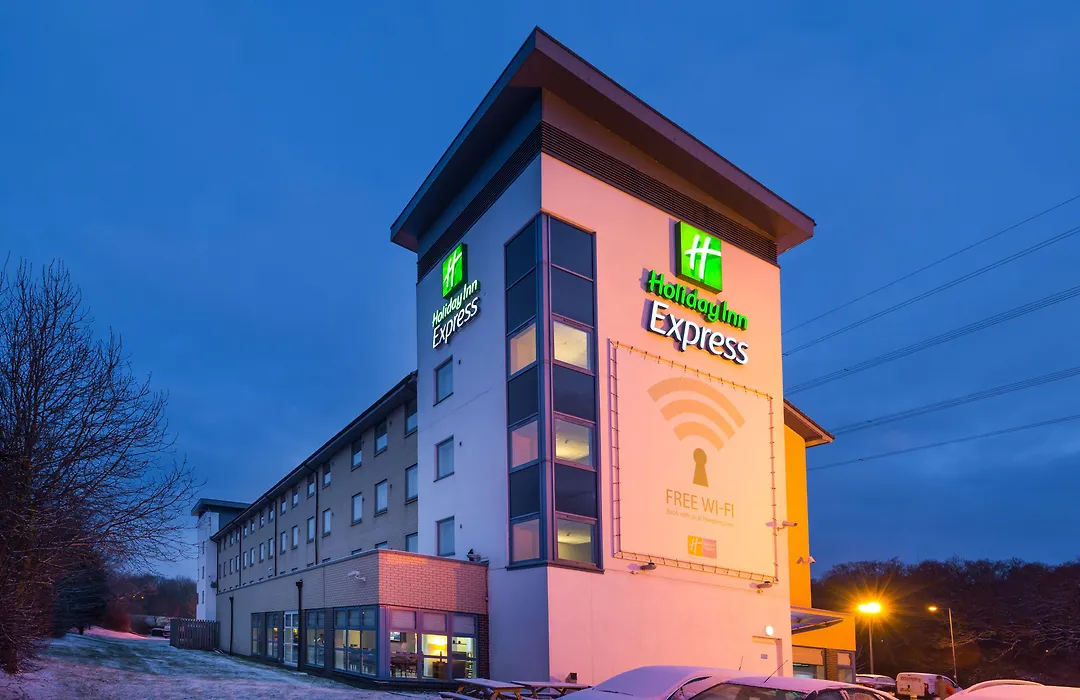 Holiday Inn Express Swindon West By Ihg-1