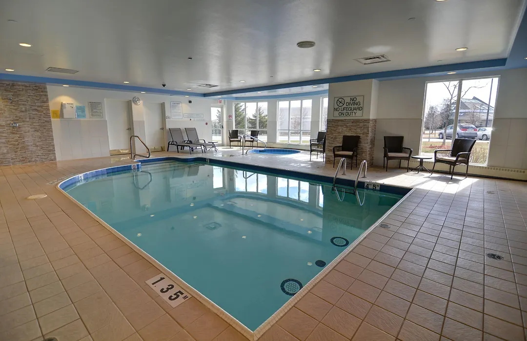 Hilton Garden Inn Toronto-Oakville-1