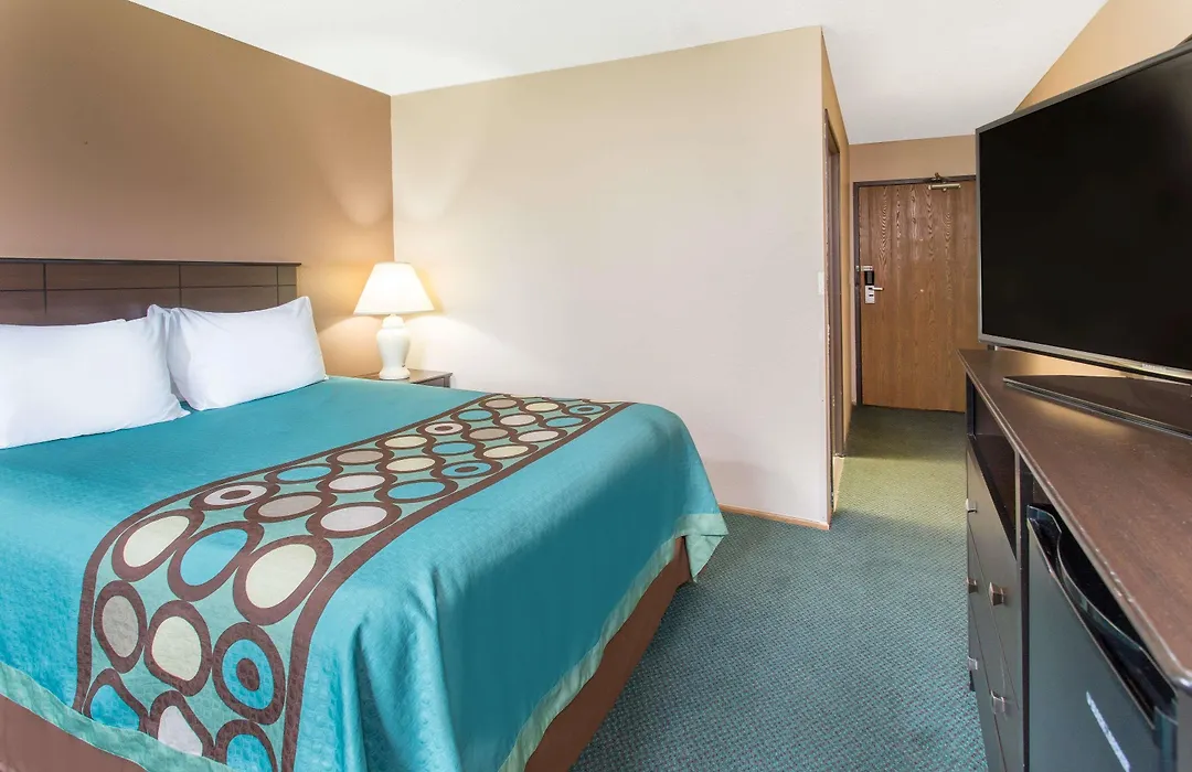 Super 8 By Wyndham Austin Mn-1