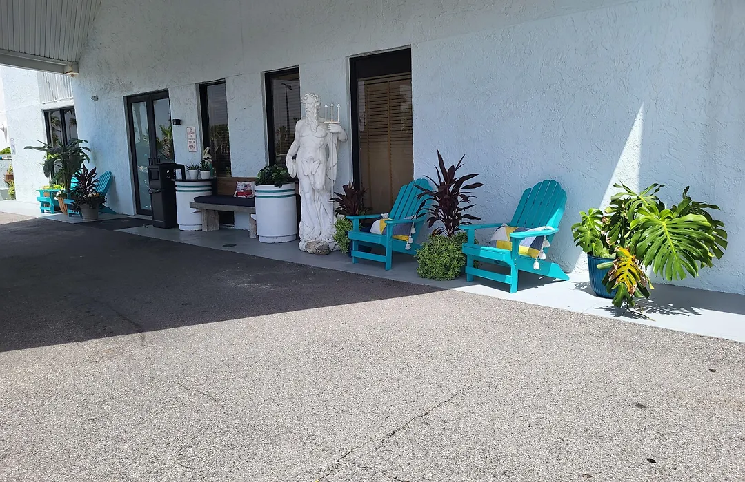 Beachside Hotel-1