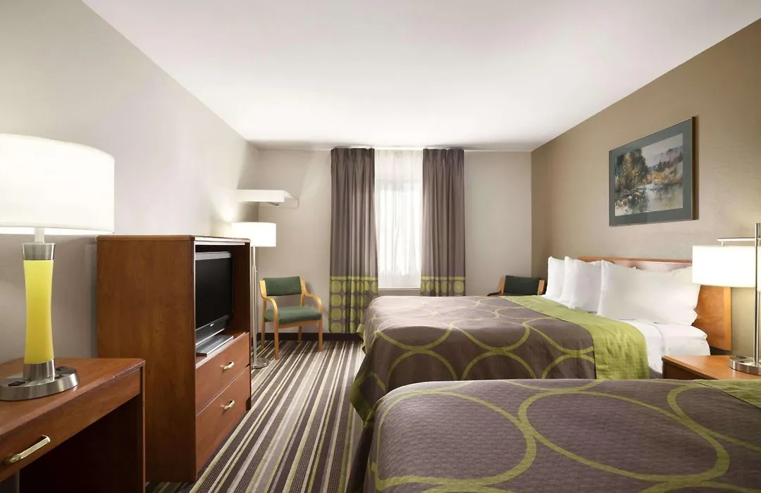 Super 8 By Wyndham Bozeman-1
