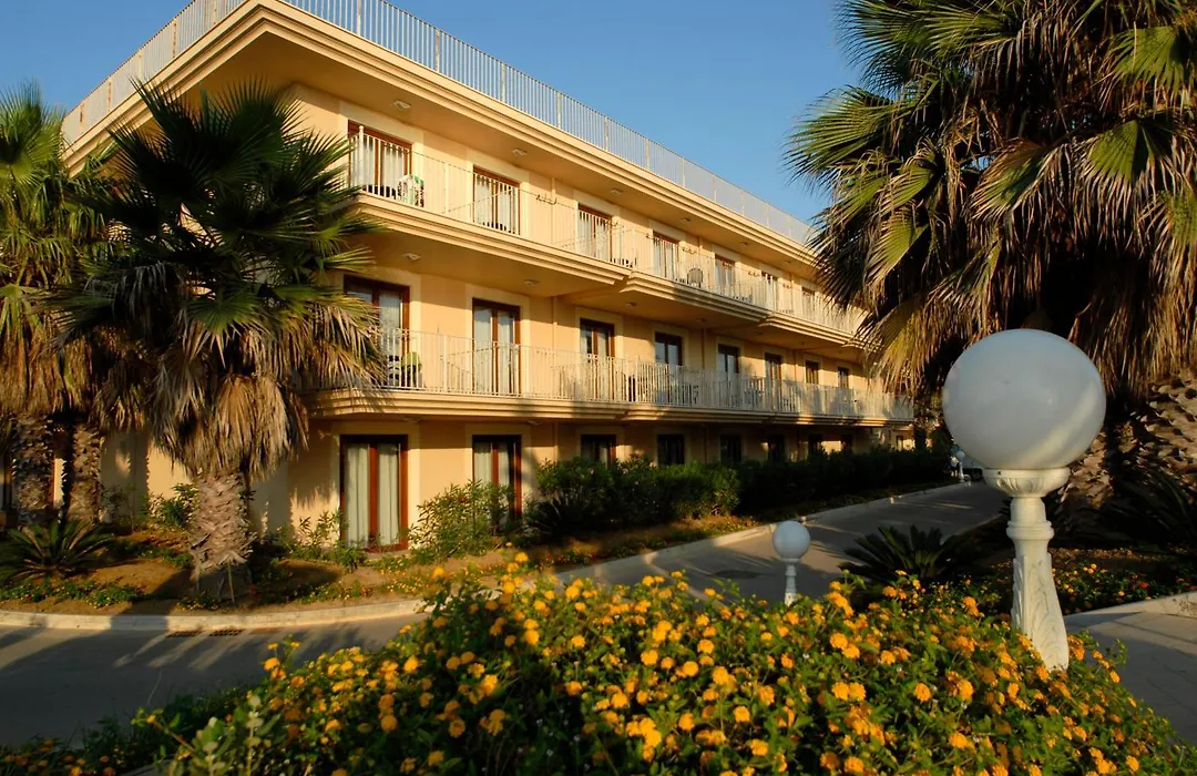 Dioscuri Bay Palace-1