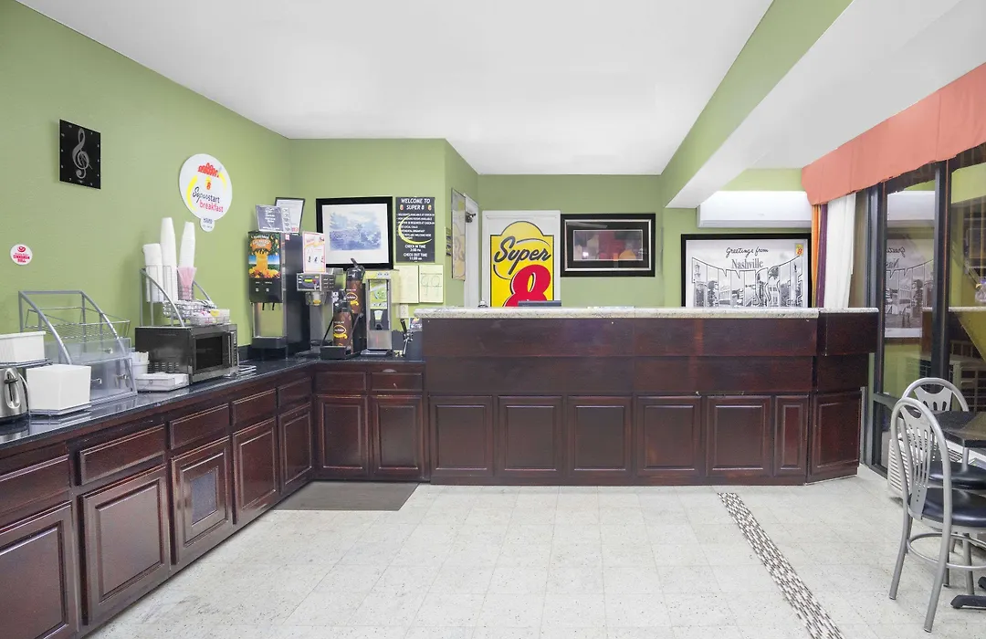 Super 8 By Wyndham Nashville West-1