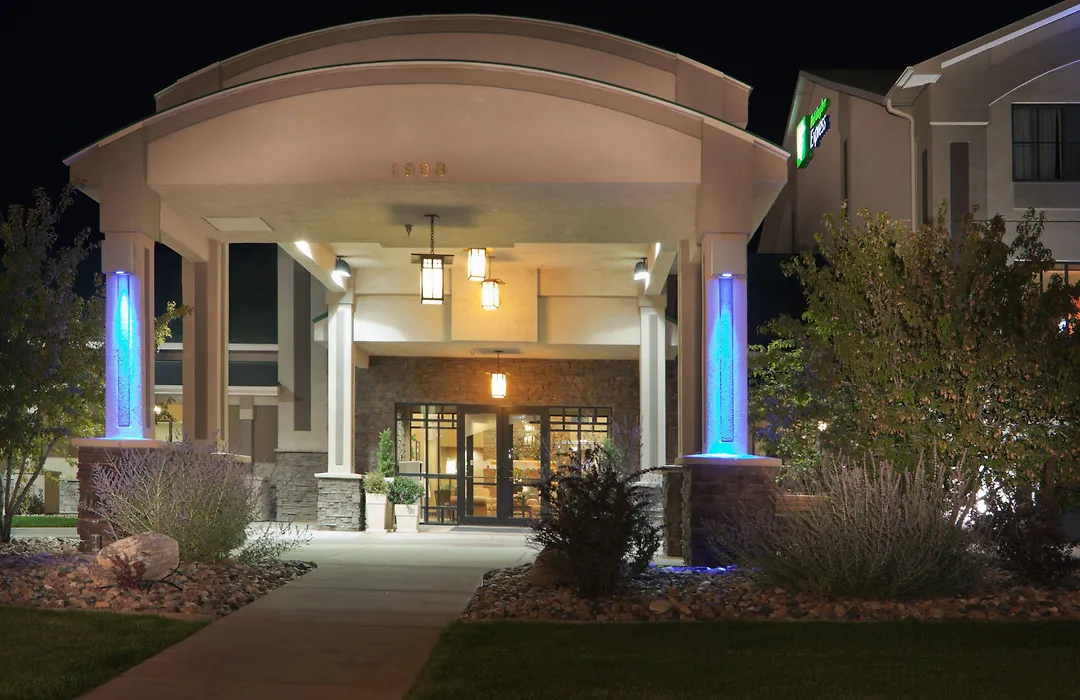 Holiday Inn Express Hotel & Suites Gillette By Ihg-1