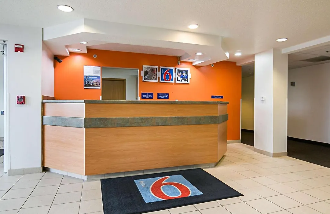 Motel 6-Sycamore, Il-1