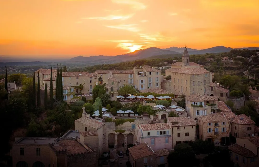 Hotel Crillon le Brave-1