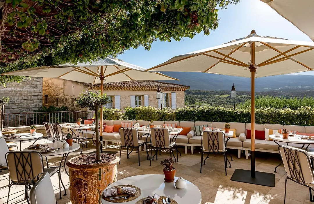 Hotel Crillon le Brave-1