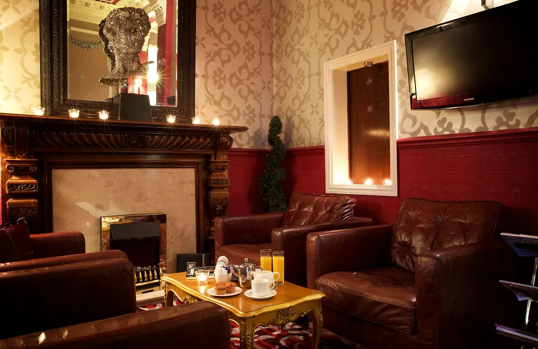 Liverpool Aigburth Hotel By Belvilla-1