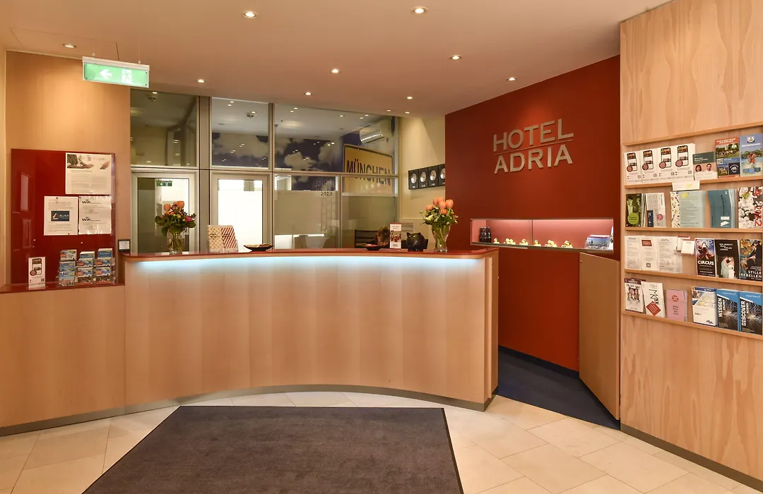 Hotel ADRIA München-1
