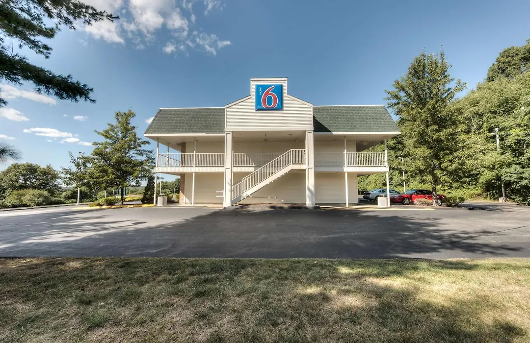 Motel 6-Niantic, Ct - New London-1