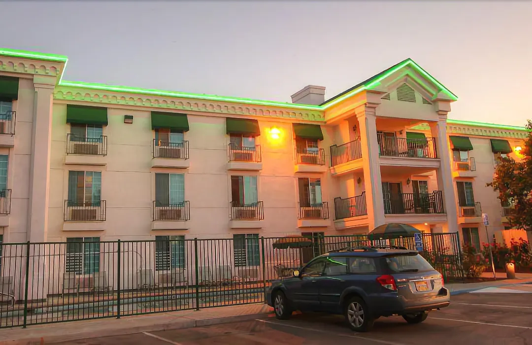 Tachi Palace Signature Hotel-1