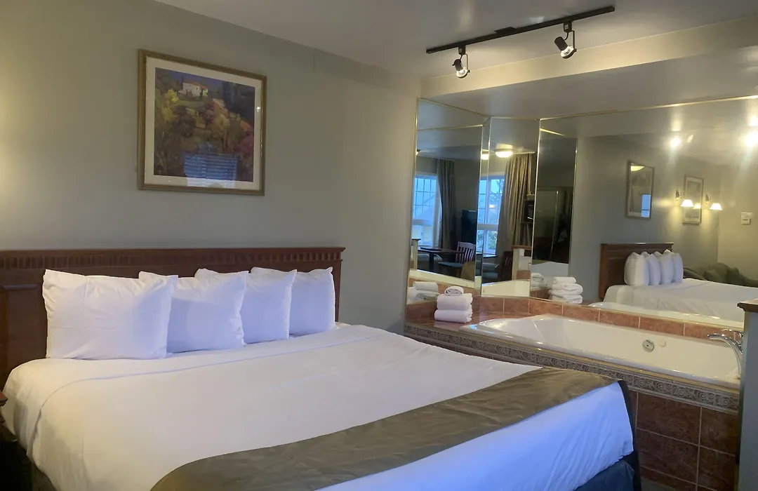 Hotel&Suites Les Laurentides-1