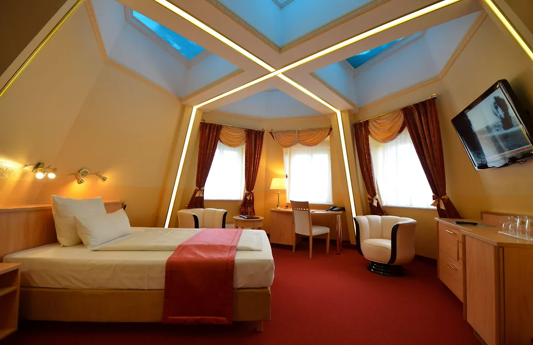 Hotel Mack-1