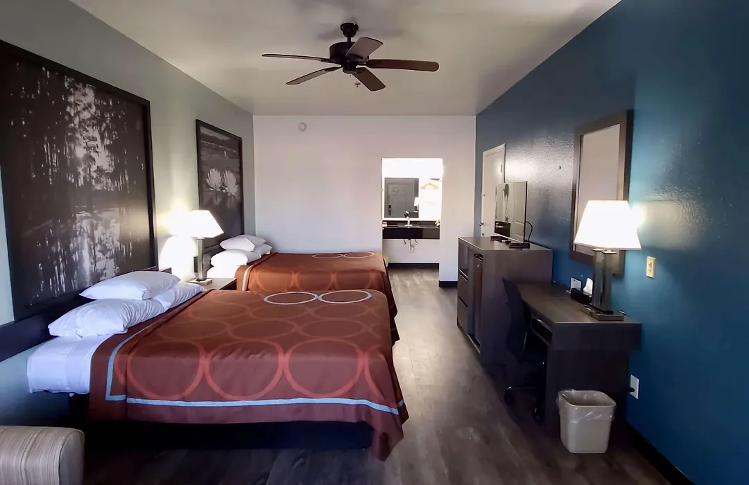Scottish Inns & Suites Forney-1