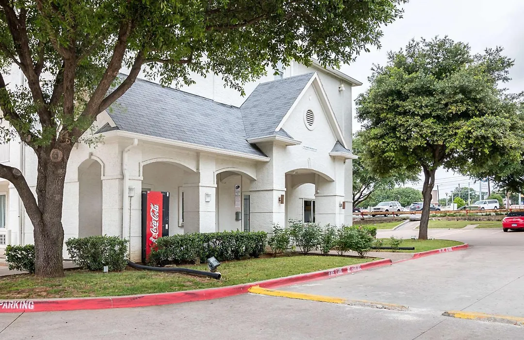 Motel 6-Grand Prairie, Tx - Near Six Flags Drive-1