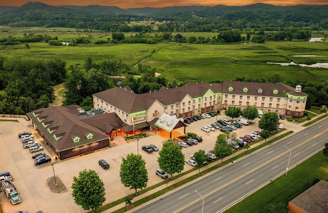 Stoney Creek Hotel La Crosse - Onalaska-1