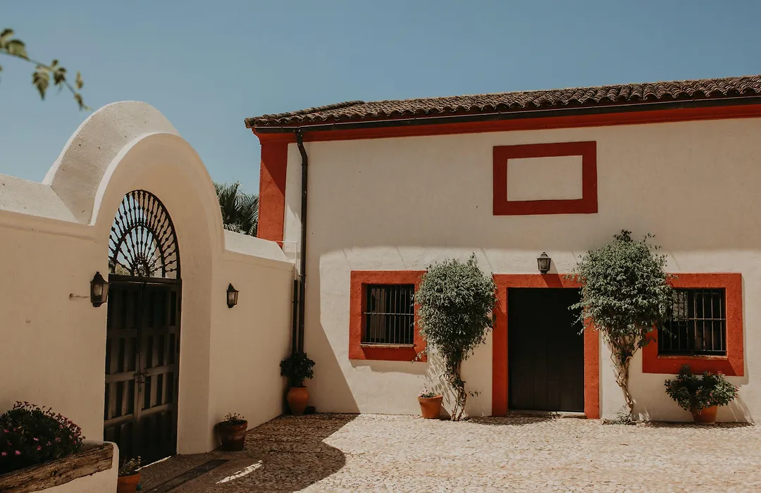 Hotel Posada de Valdezufre-1