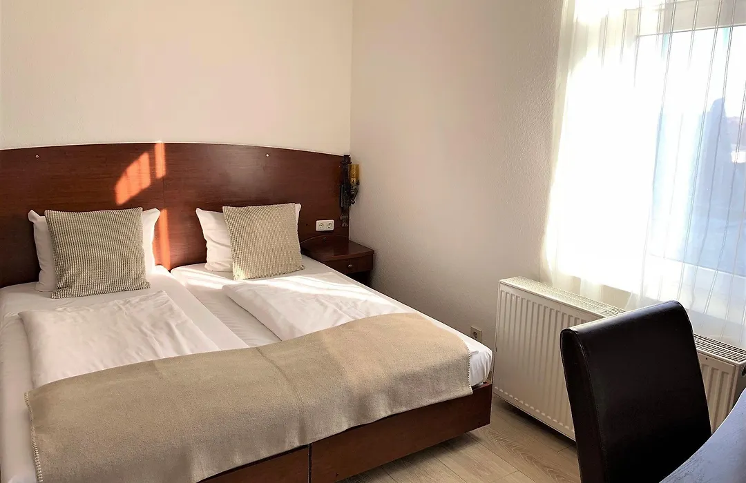 Hotel zum Adler-1
