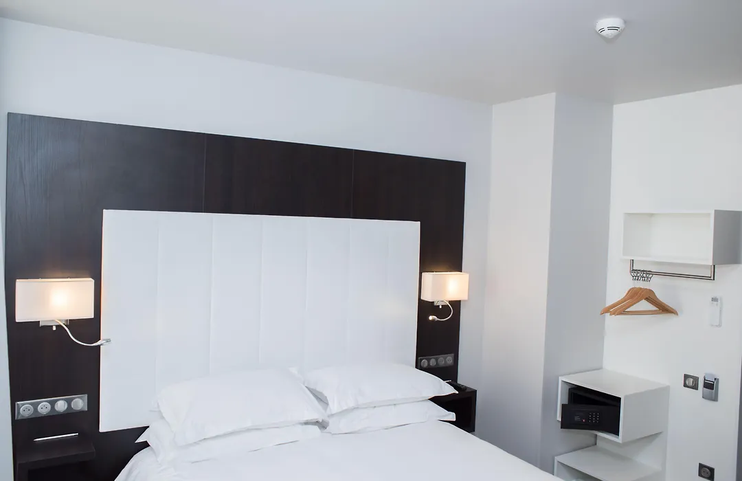 Hotel 64 Nice-1
