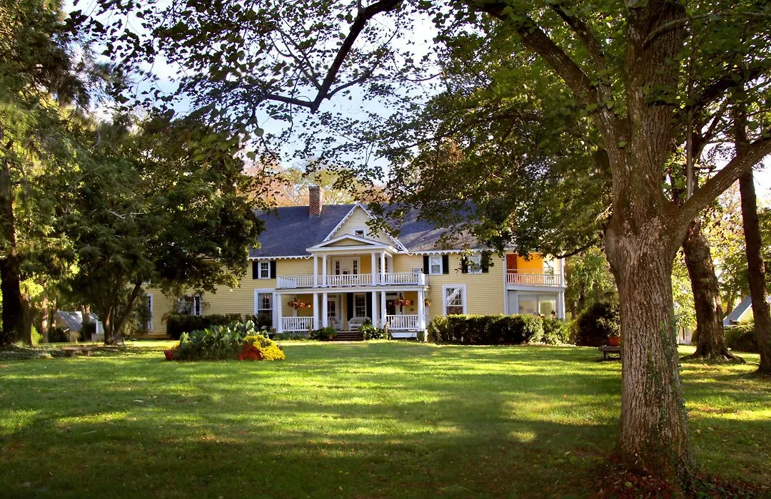 Prospect Hill Inn & Restaurant-1