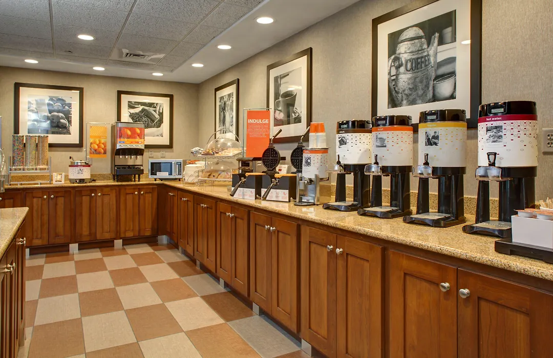 Hampton Inn & Suites Tampa Ybor City Downtown-1