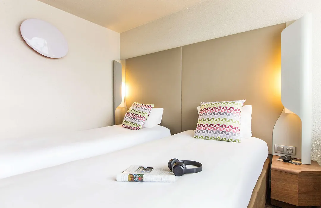 Campanile Hotel Beauvais-1
