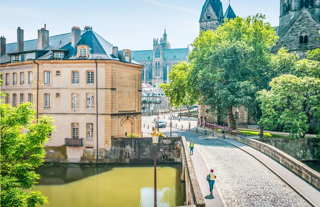 Hôtel Du Théâtre Centre Historique - Parking Souterrain Public Gratuit-1