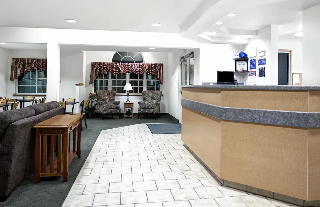 Microtel Inn & Suites By Wyndham Mankato-1
