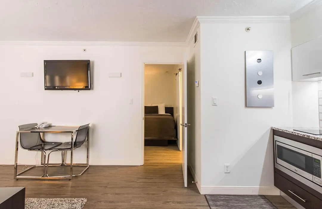 Hibiscus Suites - Sarasota-1