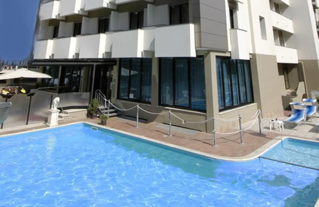 Hotel Du Soleil-1