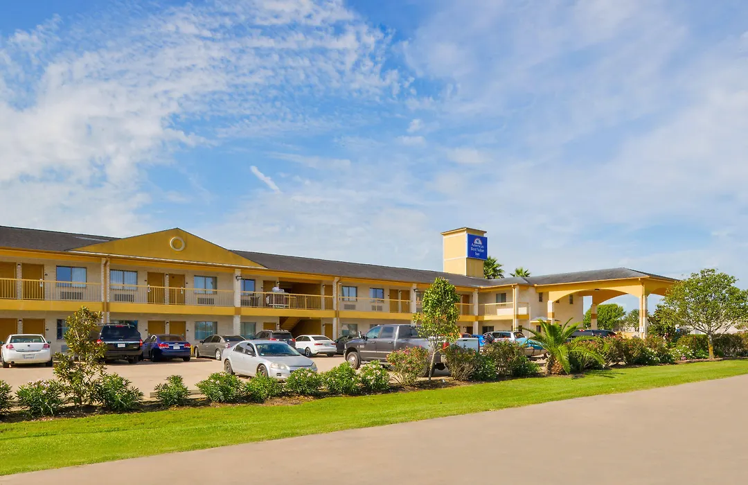 Americas Best Value Inn & Suites Waller/Prairie View-1