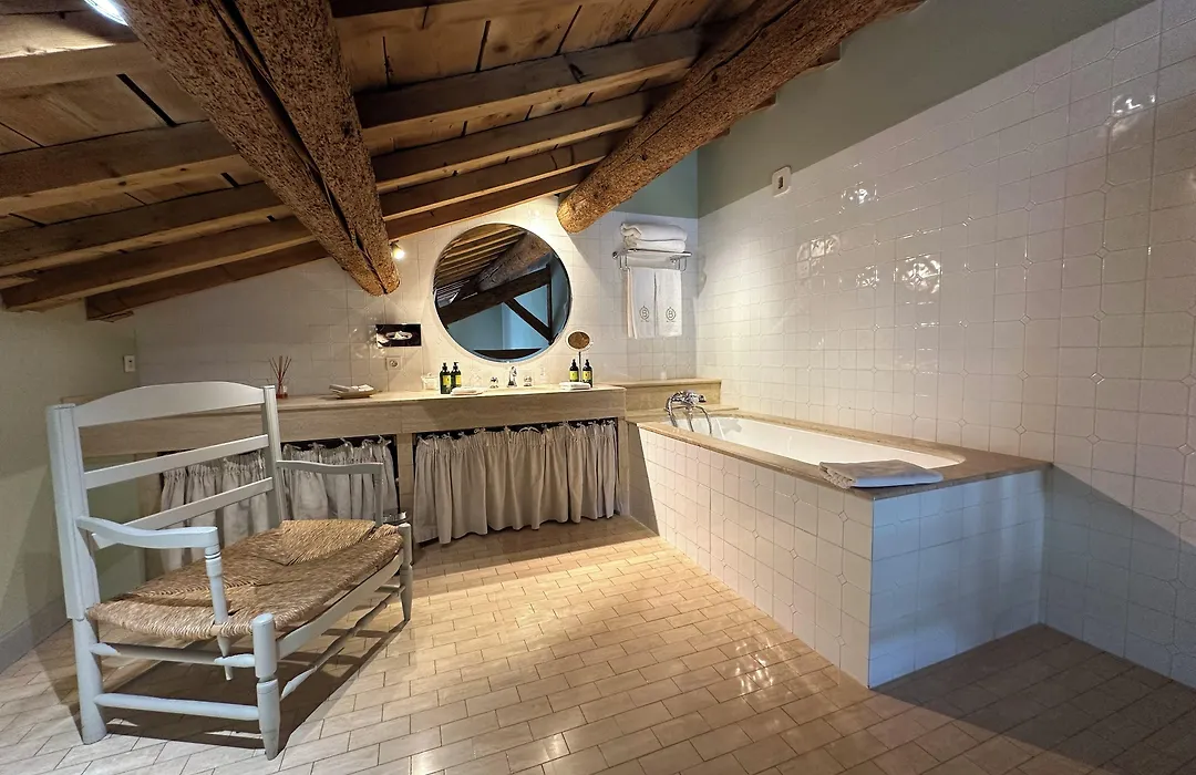 Le Mas De Peint - Hotel Et Restaurant-1
