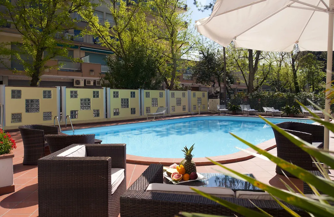 Astoria Suite Hotel-1