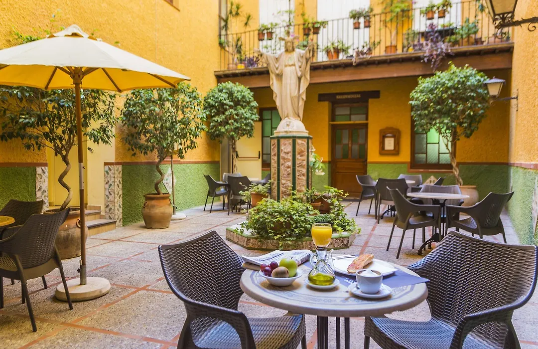 Hostal Loreto-1