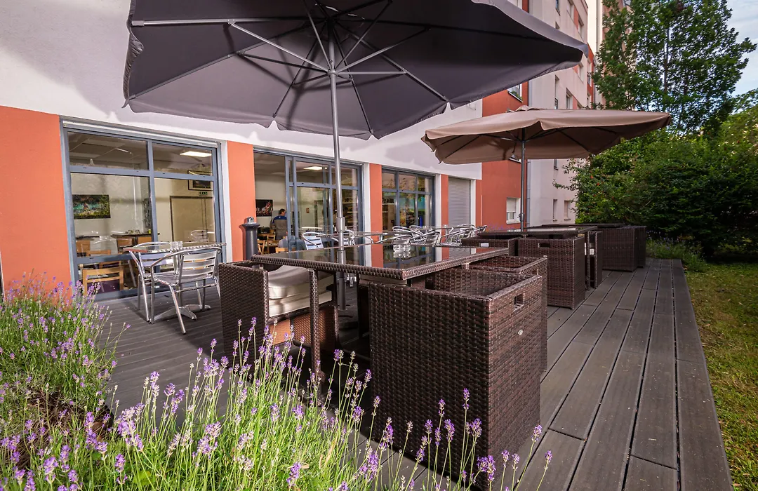 Apparthotel Privilodges Lyon Lumière-1